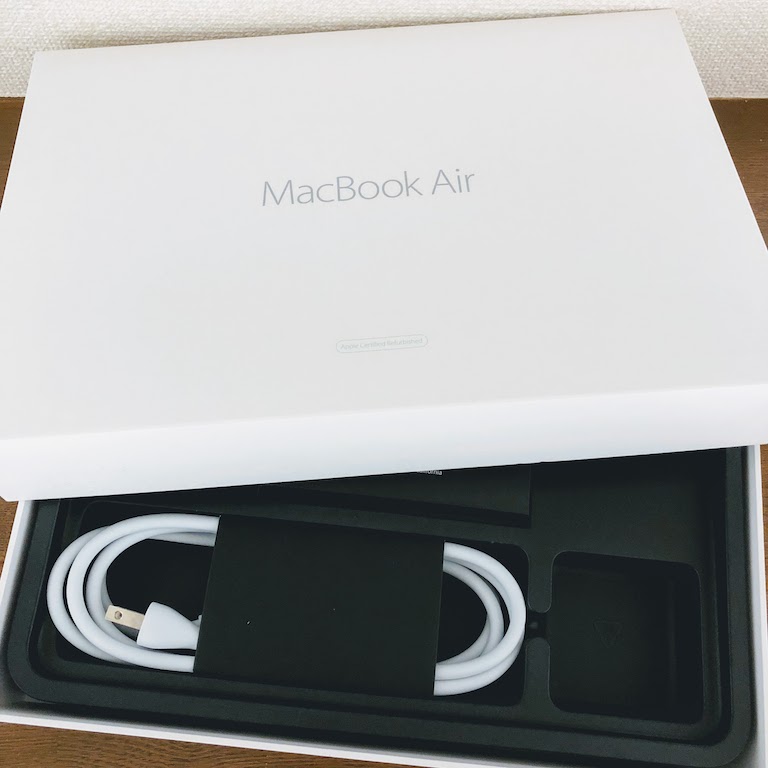 Macbookair box