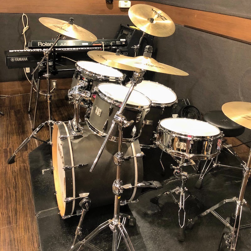 Drum set yokokara